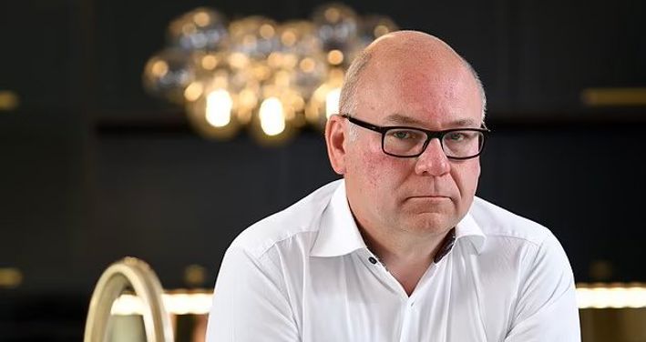 Nick in the showroom Nick in the showroom